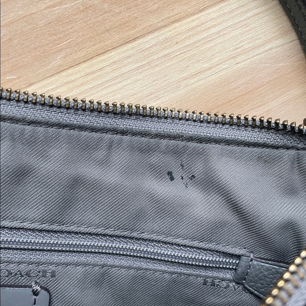 Coach Pebble Gray Leather Shoulder Bag - Picture 15 of 16